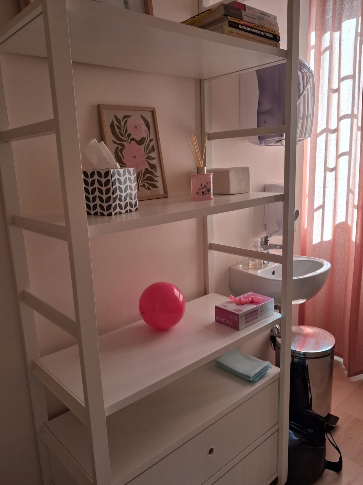 Dettagli dello studio di Ostetrica Giulia Dosi presso Women Hub